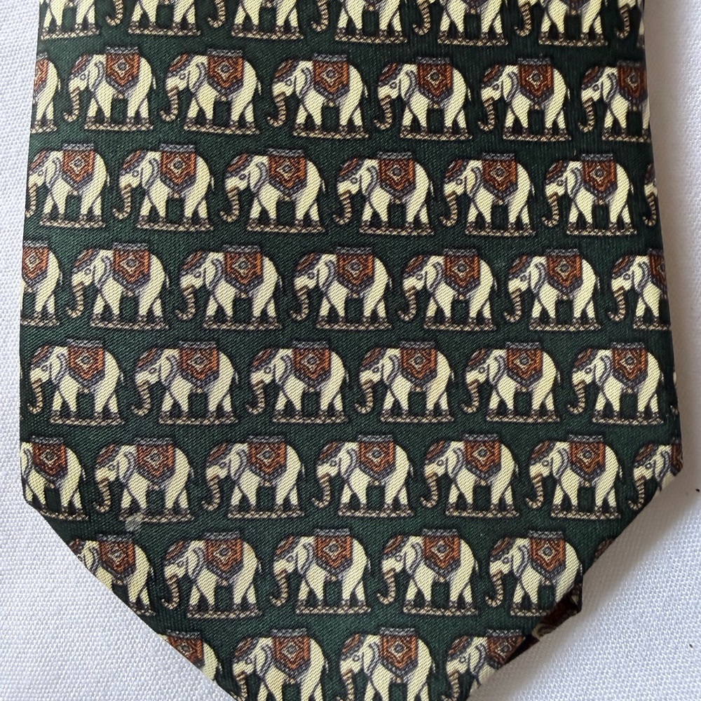 Men’s Silk Tie Handmade by Mercedes High Fashion Featuring Elephants